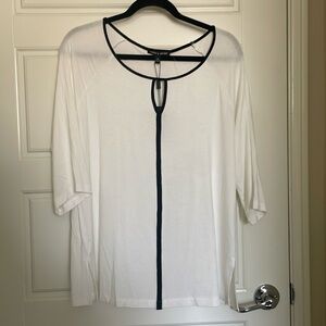 Cable & Gauge Business Casual Blouse- White